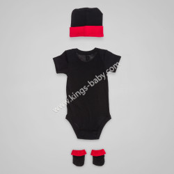 Converse Pack 3 pièces Body + Bonnet + Chaussettes noir et rouge